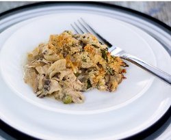 Quick Chicken Noodle Casserole