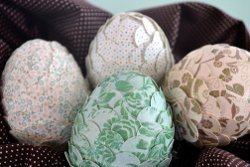 Paper Dot Eggs