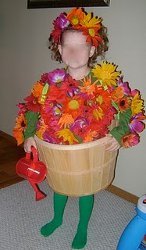 No-Sew Flower Pot Costume