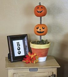 DIY Pumpkin Topiary