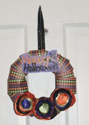 Decorative Paper Wreath for Halloween