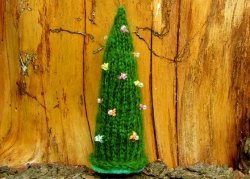 Ornaments fabric cone diy pine ball crafts styrofoam wonderful christmas pinecone lifetime craft ornament cones decoration wonderfuldiy decorations quilted folded Knitted Christmas Tree Ornament | AllFreeKnitting.com