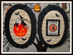 Vintage Style Halloween Plaques