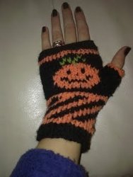 Knit Pumpkin Mitts