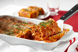 Festive Lasagna Roll-Ups with Salsa Rosa Sauce