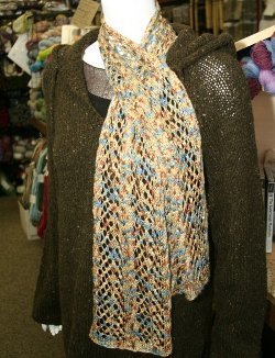 Arrowhead Lace and Cable Scarf