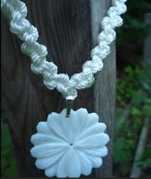 How to Make a Nautical Rope Necklace