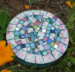 Mosaic Stepping Stone | FaveCrafts.com