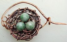 Wire Bird's Nest Pin