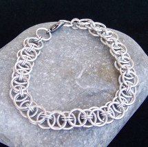 Helmsweave Chainmaille Bracelet | AllFreeJewelryMaking.com
