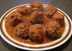 Mama's Slow Cooker Meatballs