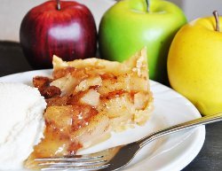 Slow Cooker Apple Caramel Pie