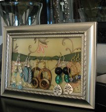 Easy Framed Earring Holder