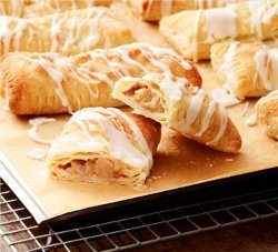 Homemade Apple Pastry