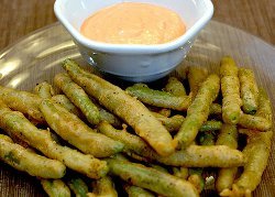 Fried Green Beans with Spicy Dip