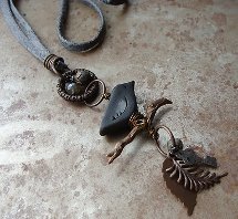 The Raven Necklace