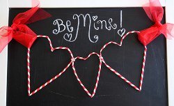 Striped Straw Heart Garland