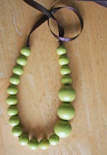 Asymmetrical Peapod Necklace