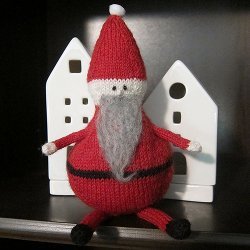Knit Roly Poly Santa Doll