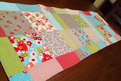 Magic Disappearing 9 Patch Table Runner