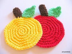 Easy Apple Crochet Coaster