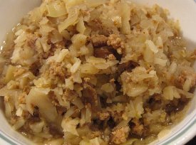 Slow Cooker Stew with Cabbage and Ground Beef
