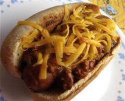 Slow Cooker Chili Coney Dogs