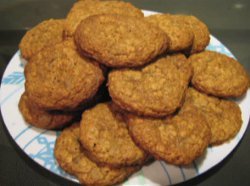 So Easy Oatmeal Chocolate Chip Cookies