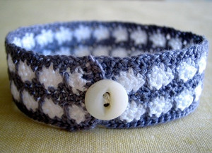 Cute Crochet Button Bracelet