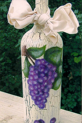Tuscan Grapes Wine Bottle