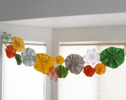 Jumbo Fabric Yo Yo Garland