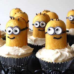 Despicable Me Twinkie Minion Cupcakes