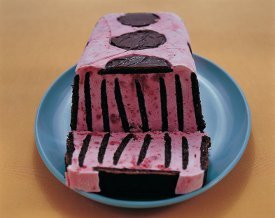 Pop Art Raspberry Icebox Cake
