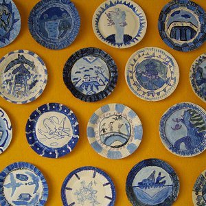 Blue Willow Pattern Plates