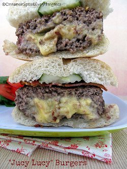 Copycat Jucy Lucy Burgers