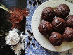 Homemade Starbucks Hot Cocoa Chocolate Chip Muffins