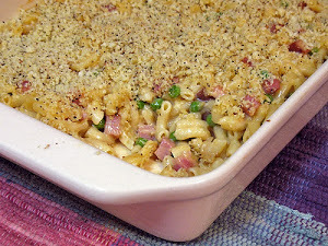 Mac and Cheese with Ham and Peas