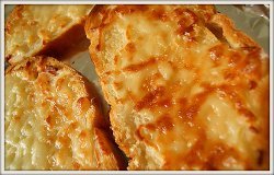 Cheesy Garlic Bread