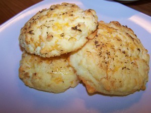 Bisquick Red Lobster Copycat Cheddar Bay Biscuits