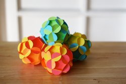 3D Paper Ball Ornaments | AllFreeChristmasCrafts.com