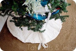 Easy Ruffle Tree Skirt