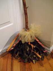 Crafty Witch's Broom
