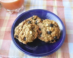 Gluten-Free Chocolate Chip Cookies with Grapefruit
