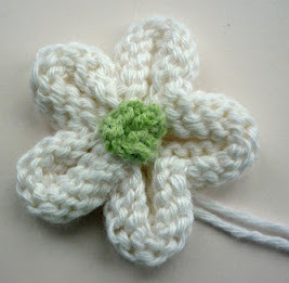 Knitted Flower Tutorial