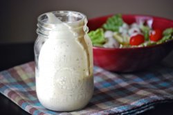 Copycat Outback Steakhouse Ranch Dressing