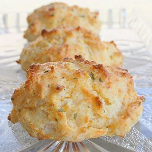 Copycat Cheddar Bay Biscuits