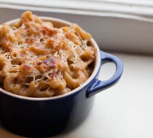 Caramelized Onion and Gruyere Mac and Cheese