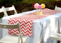 Set up a Christmas table outside!