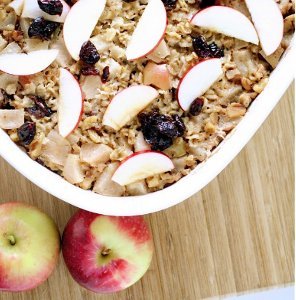 Baked Apple Spice Oatmeal