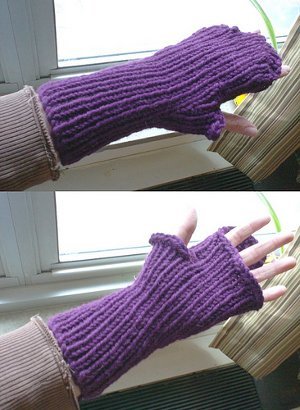 Golden Compass Mitts